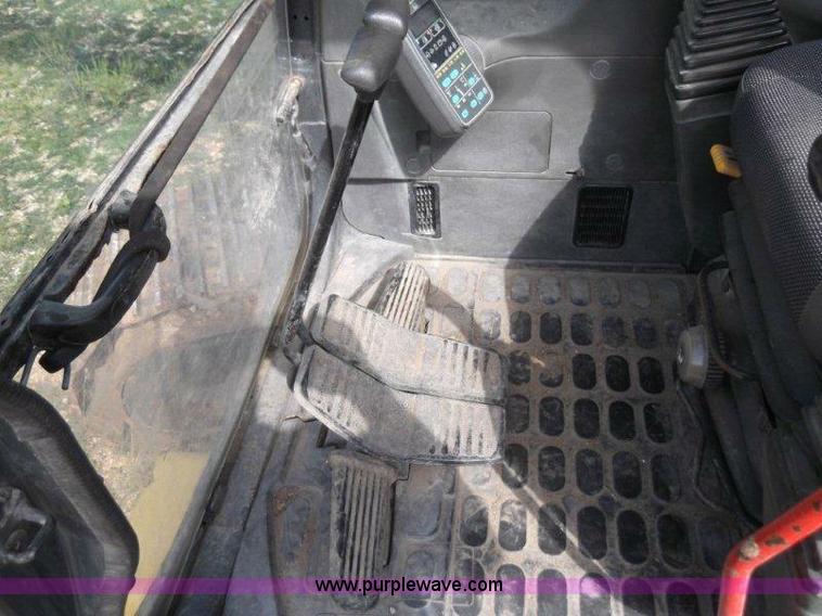 image for item B1496 2000 Komatsu PC150LC-6K excavator