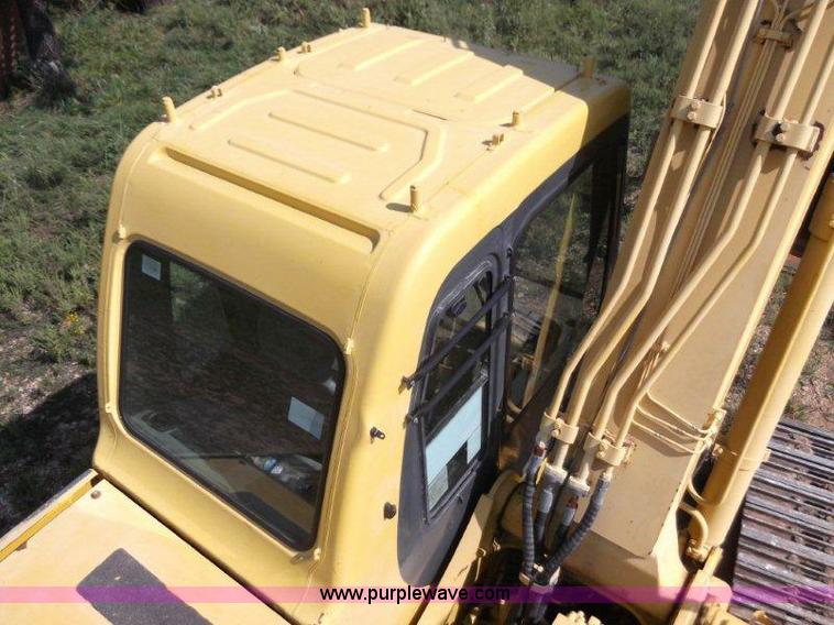image for item B1496 2000 Komatsu PC150LC-6K excavator