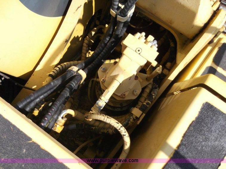 image for item B1496 2000 Komatsu PC150LC-6K excavator