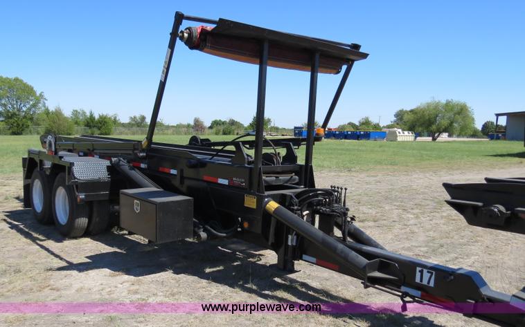image for item B2478 2007 G&H 1700L 24' roll-off pup trailer