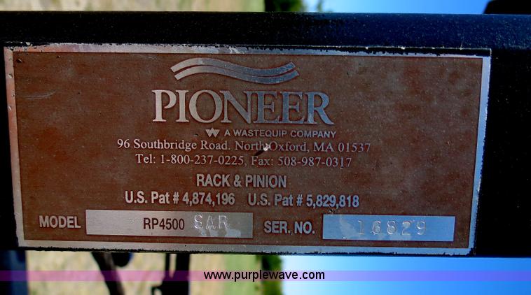 image for item B2478 2007 G&H 1700L 24' roll-off pup trailer