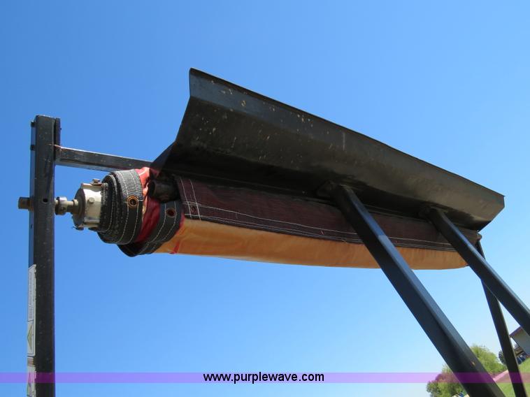 image for item B2478 2007 G&H 1700L 24' roll-off pup trailer