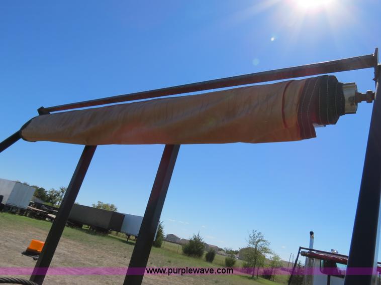 image for item B2478 2007 G&H 1700L 24' roll-off pup trailer