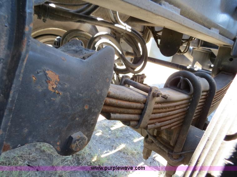 image for item B2478 2007 G&H 1700L 24' roll-off pup trailer