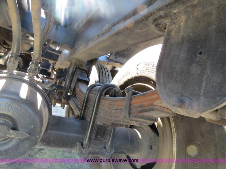 image for item B2478 2007 G&H 1700L 24' roll-off pup trailer