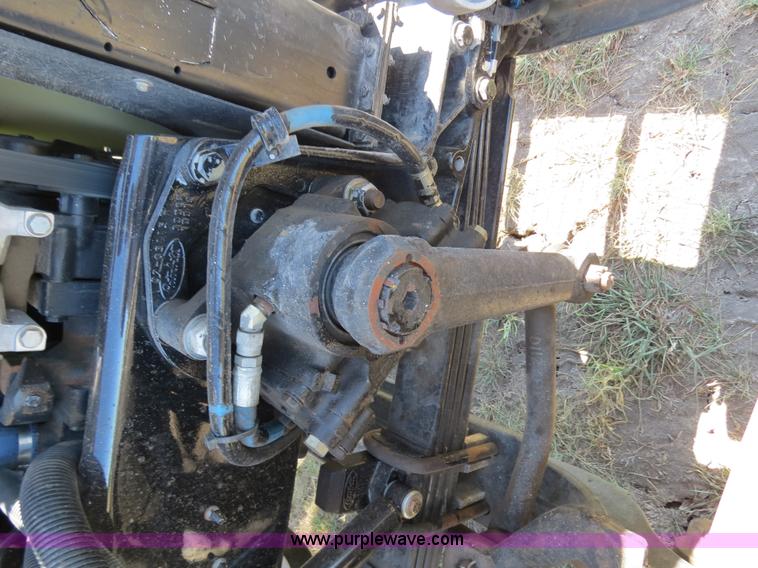 image for item B2479 2007 Peterbilt 357 roll-off semi truck