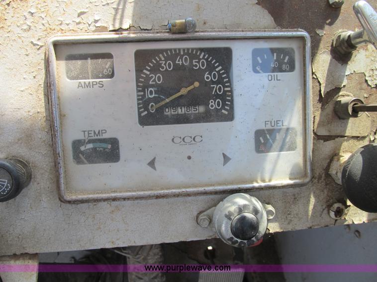 image for item B2731 FMC Link-Belt HC-108B truck crane