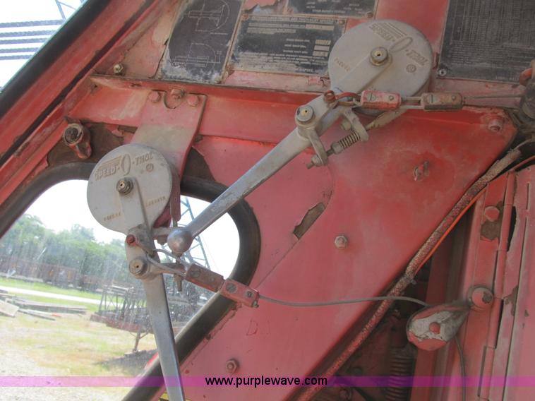 image for item B2731 FMC Link-Belt HC-108B truck crane