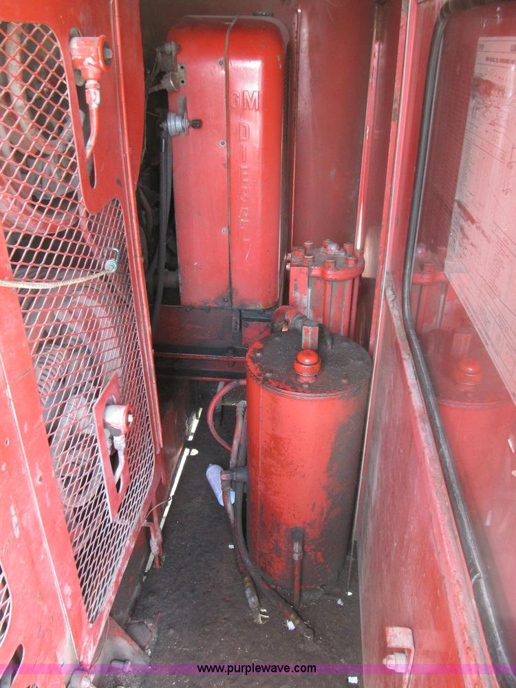 image for item B2731 FMC Link-Belt HC-108B truck crane