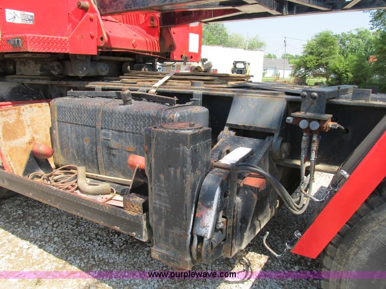 image for item B2731 FMC Link-Belt HC-108B truck crane