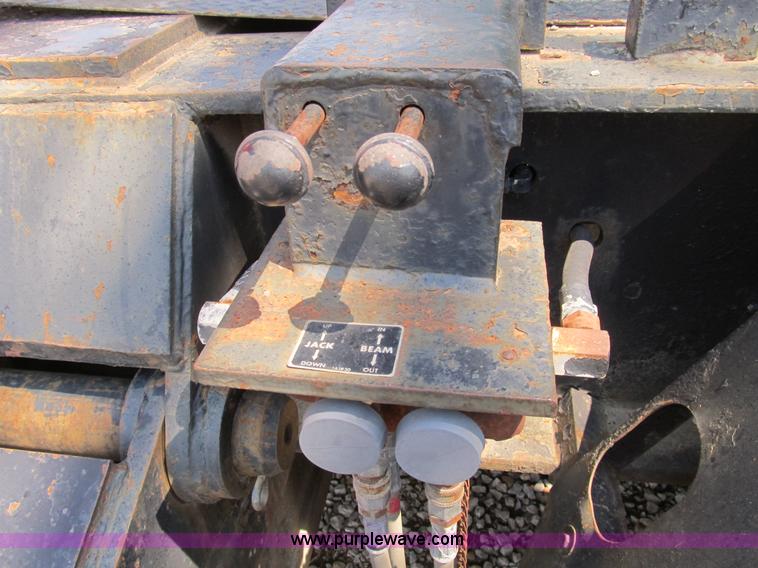 image for item B2731 FMC Link-Belt HC-108B truck crane