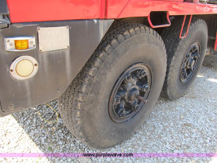 image for item B2731 FMC Link-Belt HC-108B truck crane