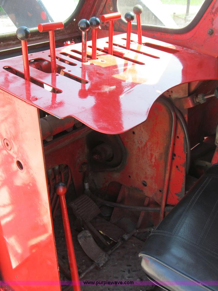 image for item B2732 Link-Belt  LS-108B crawler crane