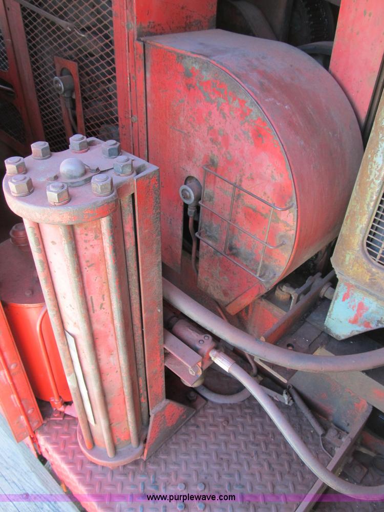 image for item B2732 Link-Belt  LS-108B crawler crane