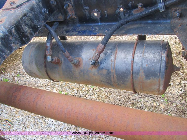 image for item B2860 1979 Peterbilt 359 semi truck