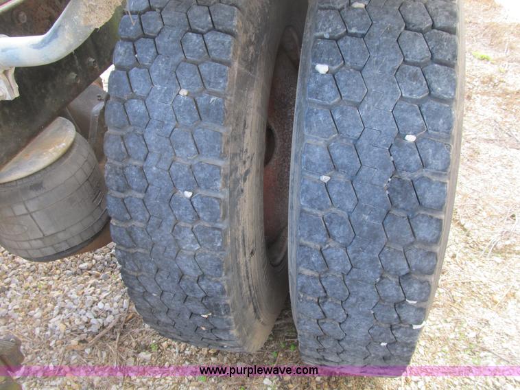 image for item B2860 1979 Peterbilt 359 semi truck