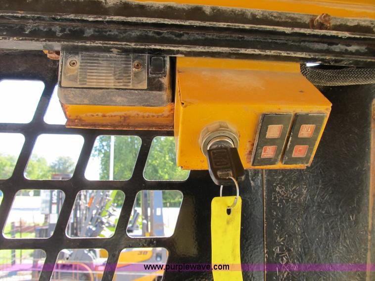 image for item B2873 ASV 4810 Posi-Track track skid steer