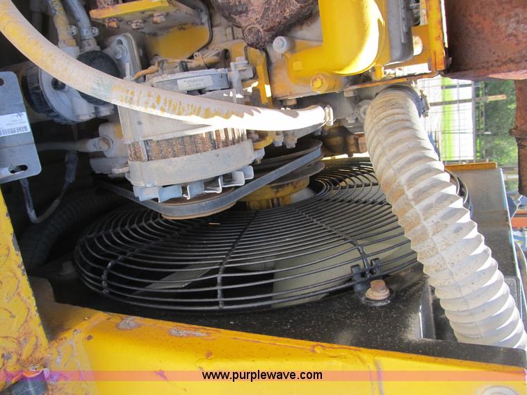 image for item B2873 ASV 4810 Posi-Track track skid steer