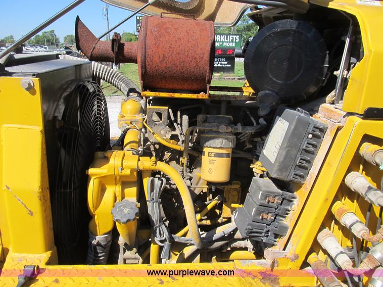image for item B2873 ASV 4810 Posi-Track track skid steer