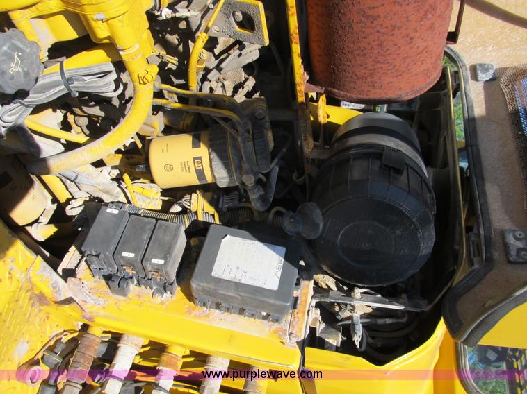 image for item B2873 ASV 4810 Posi-Track track skid steer