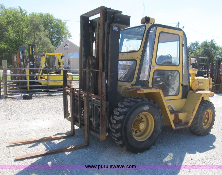 image for item B2874 Caterpillar R50 rough terrain forklift