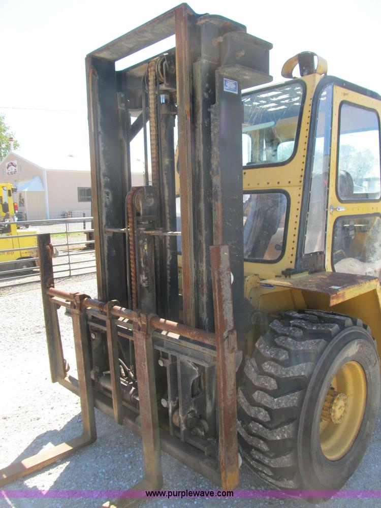 image for item B2874 Caterpillar R50 rough terrain forklift