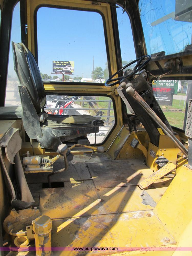 image for item B2874 Caterpillar R50 rough terrain forklift