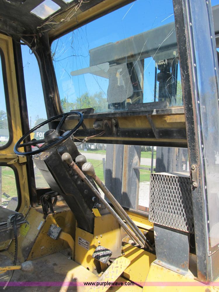 image for item B2874 Caterpillar R50 rough terrain forklift