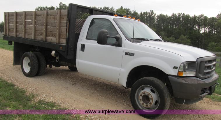 image for item B2878 2003 Ford F450 XL Super Duty dump truck