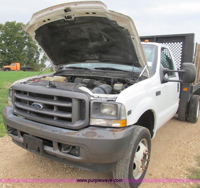 image for item B2878 2003 Ford F450 XL Super Duty dump truck