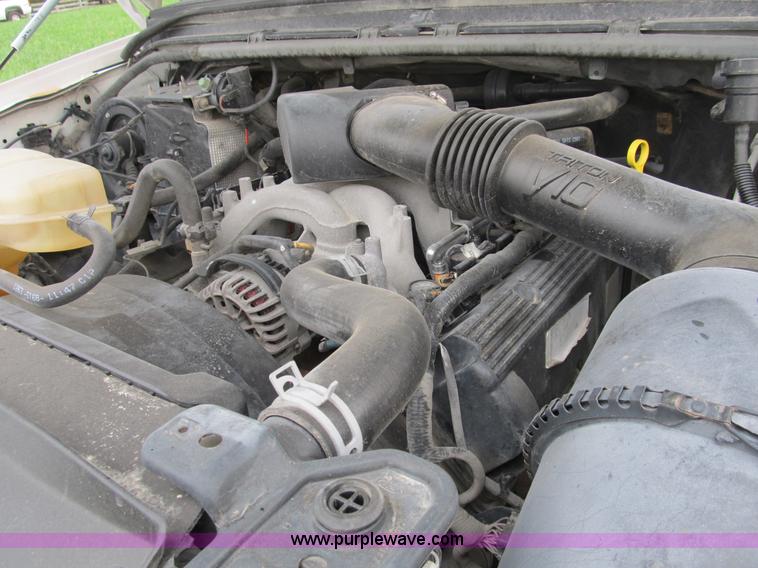 image for item B2878 2003 Ford F450 XL Super Duty dump truck