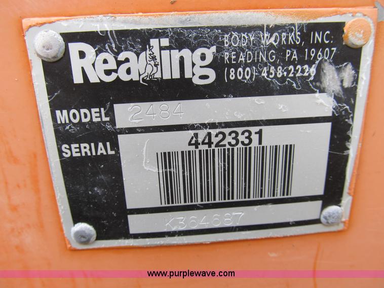 image for item B2881 1997 Ford F450 Super Duty flatbed pickup truck