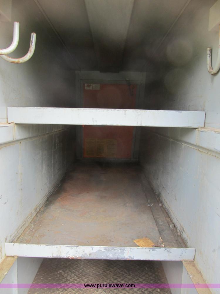 image for item B2881 1997 Ford F450 Super Duty flatbed pickup truck