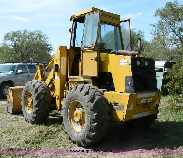 image for item B3887 Allis 840 wheel loader