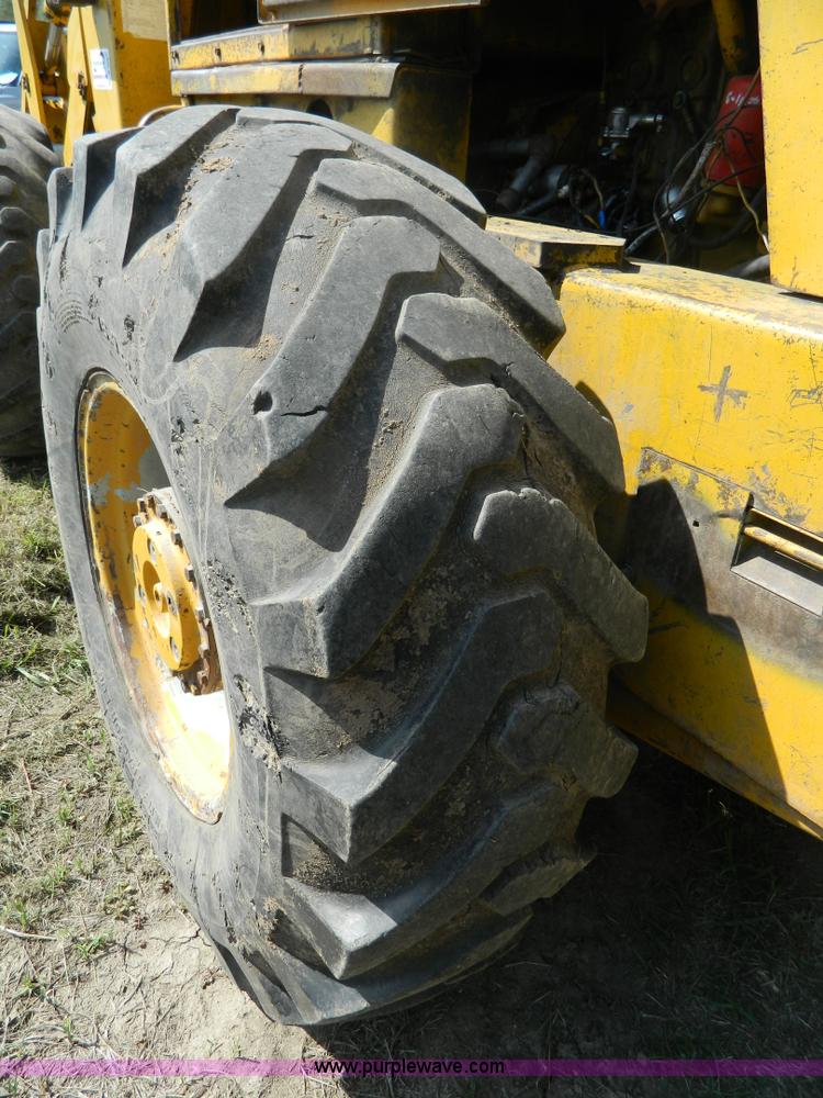 image for item B3887 Allis 840 wheel loader
