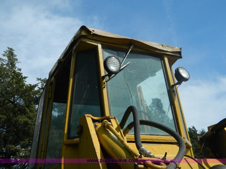 image for item B3887 Allis 840 wheel loader