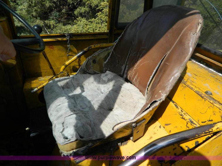 image for item B3887 Allis 840 wheel loader