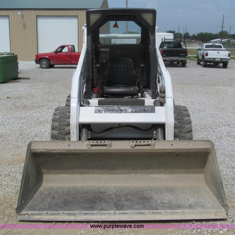 image for item B6377 2003 Bobcat S185 skid steer