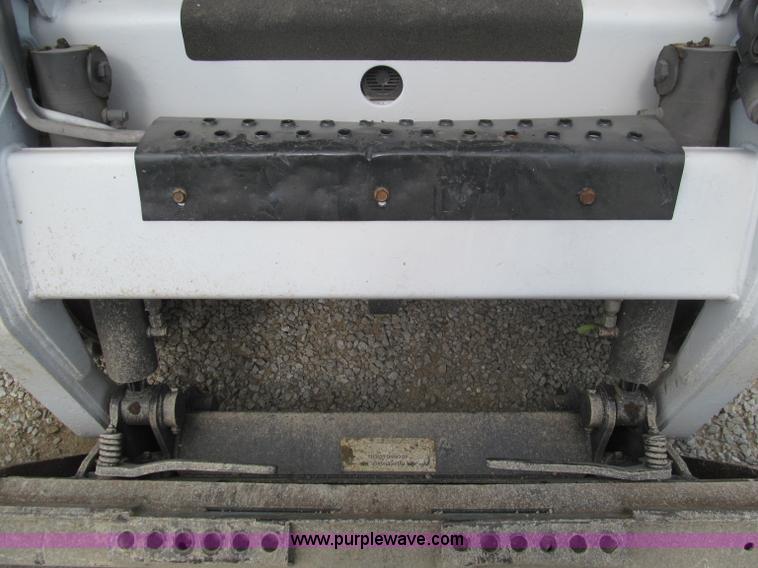 image for item B6377 2003 Bobcat S185 skid steer