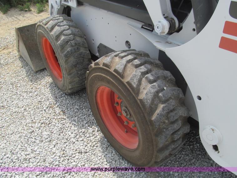 image for item B6377 2003 Bobcat S185 skid steer