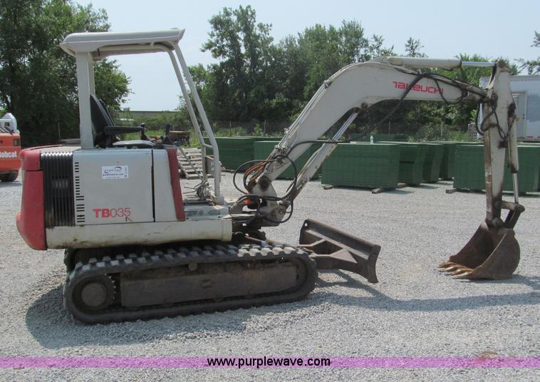 image for item B6381 Takeuchi TB035 compact excavator