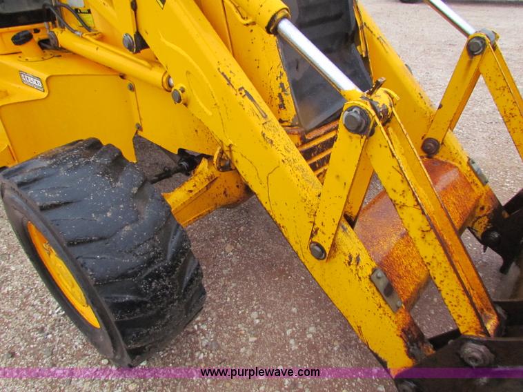 image for item B7428 JCB 214 Series III backhoe