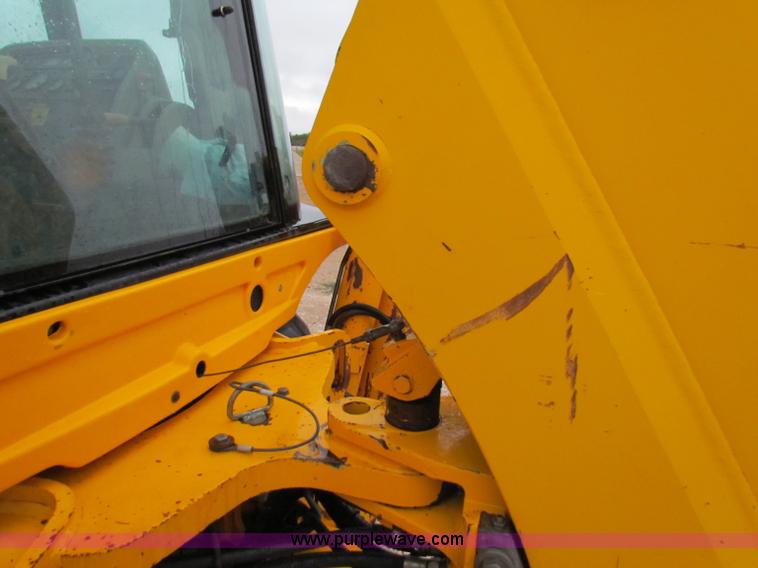 image for item B7428 JCB 214 Series III backhoe