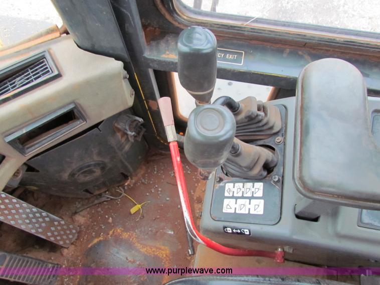 image for item B7430 Komatsu WA320-3MC wheel loader