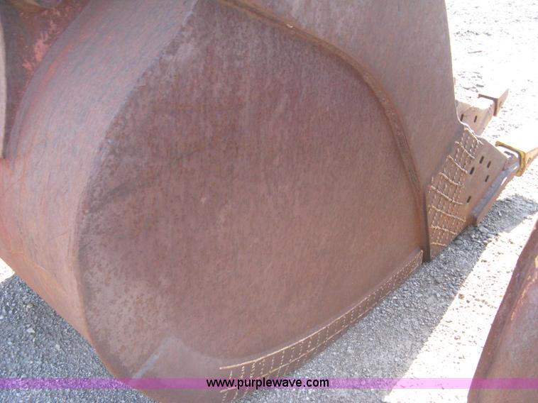 image for item B8016 Caterpillar 50" toothed bucket