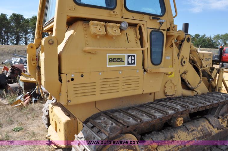 image for item C3018 1979 Caterpillar 955L track loader