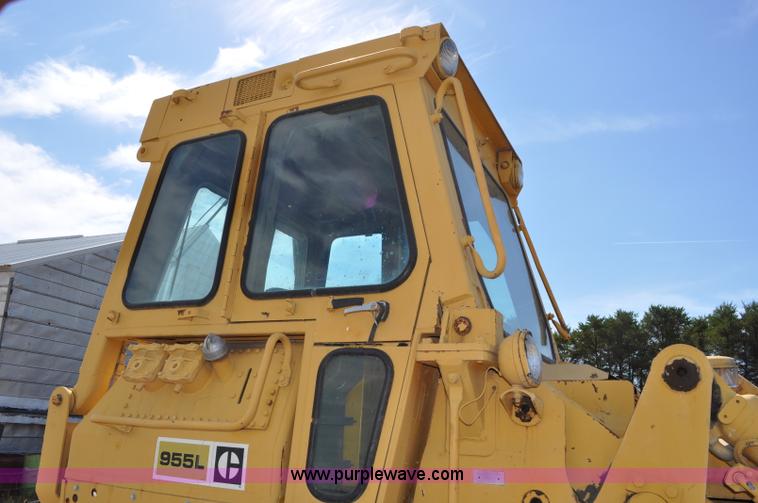 image for item C3018 1979 Caterpillar 955L track loader