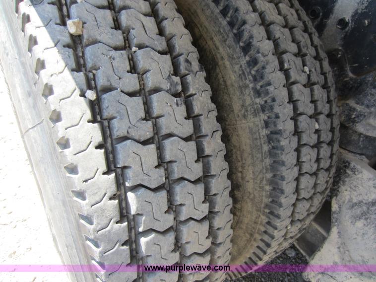 image for item D5603 1980 International 5000 mixer truck