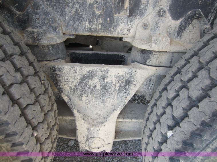 image for item D5603 1980 International 5000 mixer truck