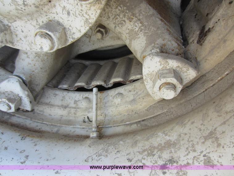 image for item D5603 1980 International 5000 mixer truck